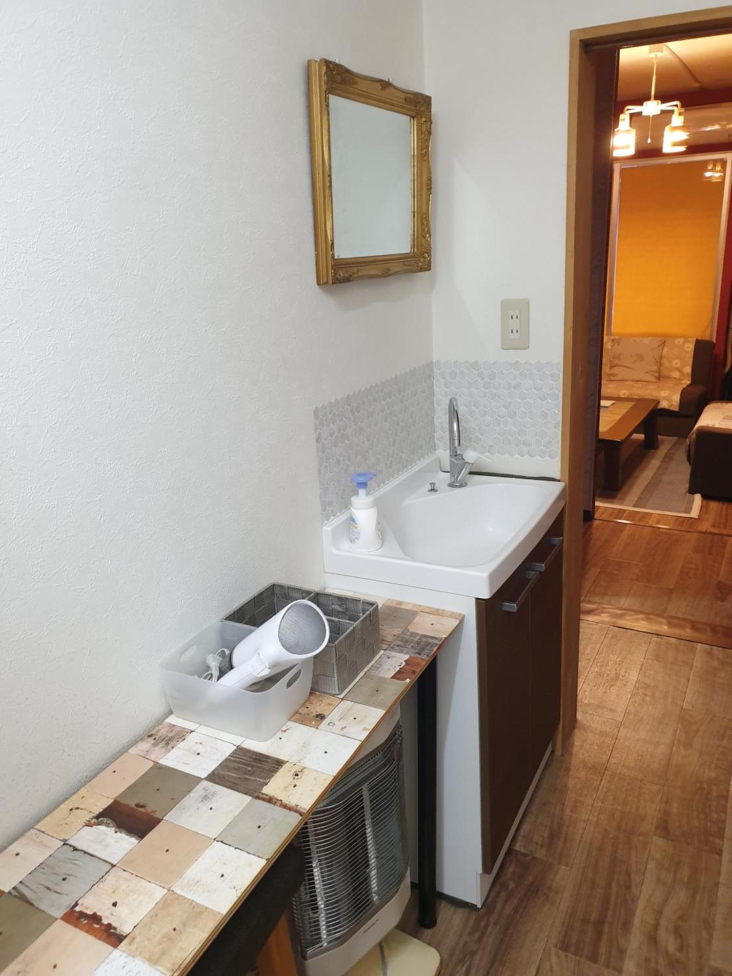 Private House Yoursとなり * 大阪